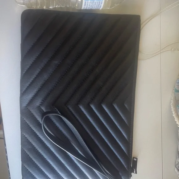 YSL Monogram Small Black Leather Pouch - Picture 4 of 9